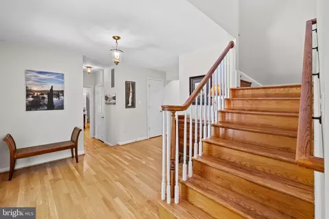 Entry Way - 12007 Turf Ln, Reston, VA 20191 photo 2 of 3