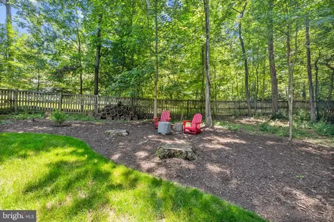 Exterior - 12007 Turf Ln, Reston, VA 20191 photo 9 of 12