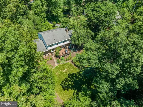 View/Area - 12007 Turf Ln, Reston, VA 20191 photo 2 of 2