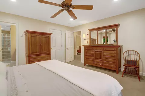 Bedroom - 7506 Oriole Ave, Springfield, VA 22150 photo 2 of 9