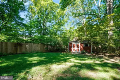 Exterior - 7506 Oriole Ave, Springfield, VA 22150 photo 19 of 21