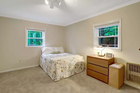 Bedroom - 7506 Oriole Ave, Springfield, VA 22150 photo 9 of 9