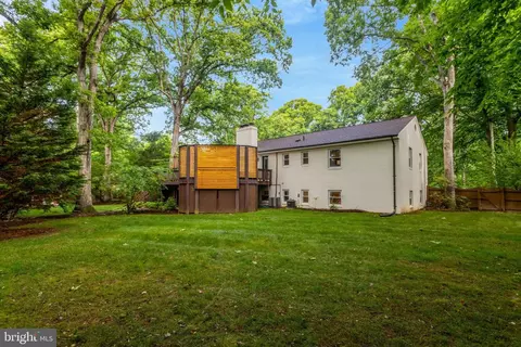 Exterior - 7506 Oriole Ave, Springfield, VA 22150 photo 16 of 21