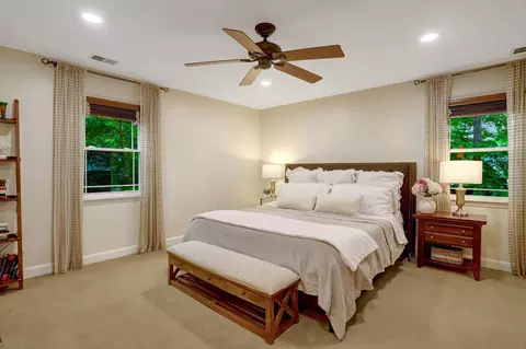 Bedroom - 7506 Oriole Ave, Springfield, VA 22150 photo 3 of 9