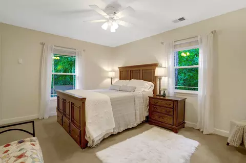 Bedroom - 7506 Oriole Ave, Springfield, VA 22150 photo 4 of 9
