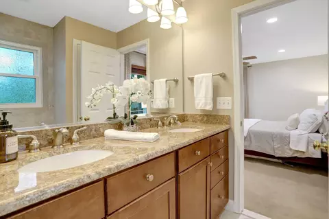 Bath - 7506 Oriole Ave, Springfield, VA 22150 photo 4 of 10
