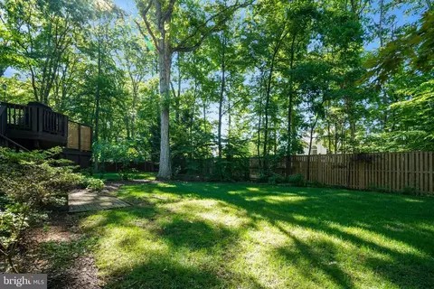 Exterior - 7506 Oriole Ave, Springfield, VA 22150 photo 20 of 21
