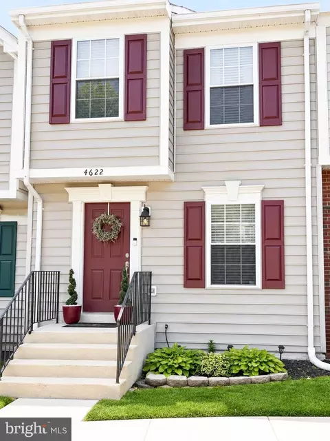 4622 Flatlick Branch Dr, Chantilly, VA 20151