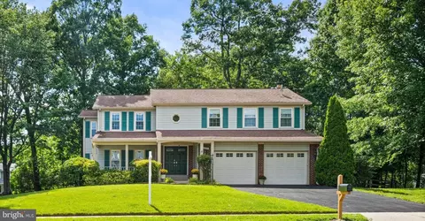 13300 Tuckaway Dr, Fairfax, VA 22033
