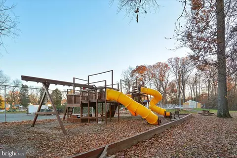 Other - 5643 Inverchapel Rd, Springfield, VA 22151 photo 14 of 19