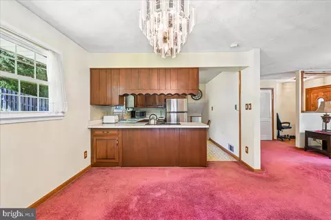 Other - 5643 Inverchapel Rd, Springfield, VA 22151 photo 4 of 19
