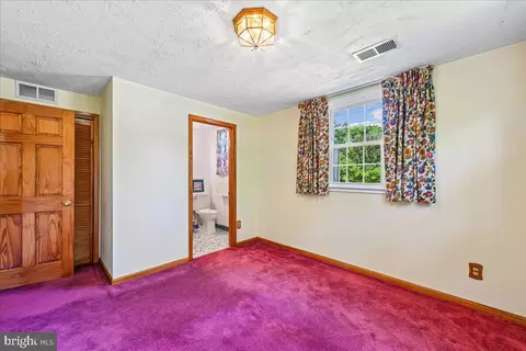 Bedroom - 5643 Inverchapel Rd, Springfield, VA 22151 photo 10 of 10