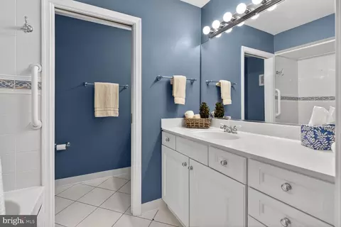Bath - 8336 Garfield Ct, Springfield, VA 22152 photo 1 of 3