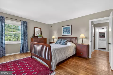 Bedroom - 8336 Garfield Ct, Springfield, VA 22152 photo 5 of 8