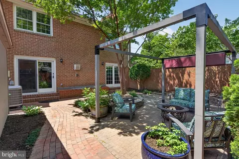 Exterior - 8336 Garfield Ct, Springfield, VA 22152 photo 6 of 10