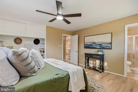 Bedroom - 8100 Ellet Rd, Springfield, VA 22151 photo 3 of 9