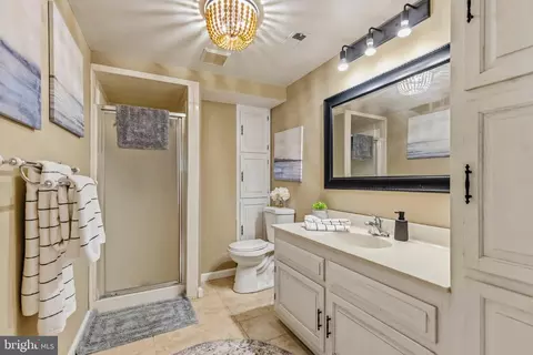 Bath - 8100 Ellet Rd, Springfield, VA 22151 photo 4 of 4