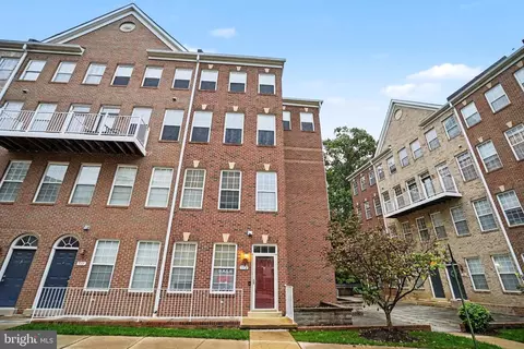 2663 Manhattan Pl #112, Vienna, VA 22180