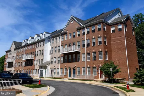 2663 Manhattan Pl #112, Vienna, VA 22180