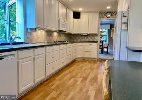 Kitchen - 1601 Mary Ellen Ct, Mclean, VA 22101 photo 1 of 2