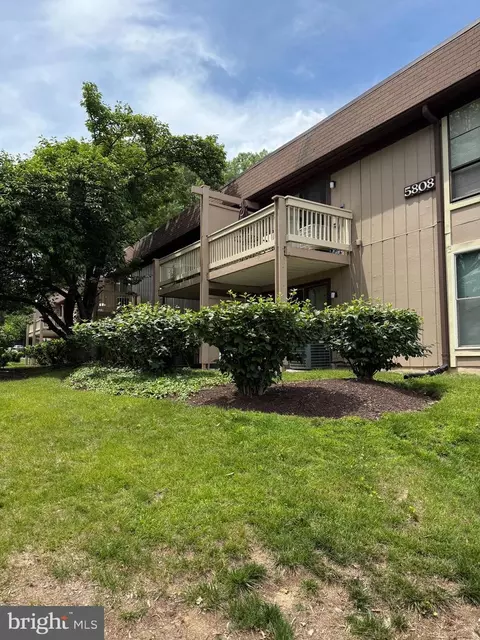 5808 Royal Ridge Dr #J, Springfield, VA 22152