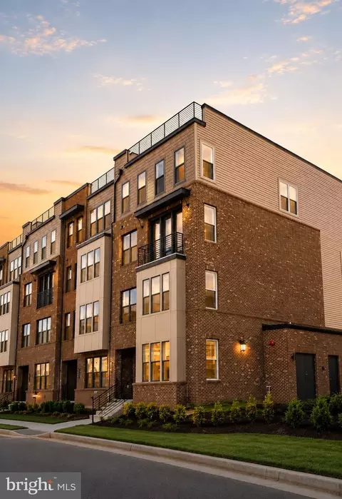 4744 Tatum Mill Way #509, Chantilly, VA 20151