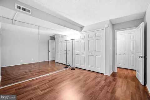 Bedroom - 7621 Provincial Dr #211, Mclean, VA 22102 photo 1 of 3