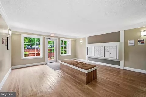 Entry Way - 7621 Provincial Dr #211, Mclean, VA 22102 photo 1 of 3