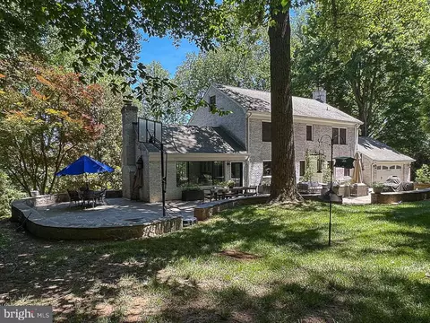 710 Live Oak Dr, Mclean, VA 22101