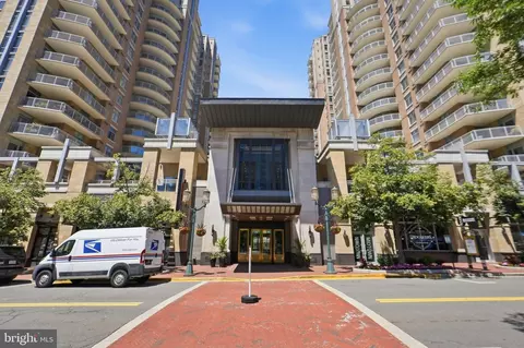 11990 Market St #2103, Reston, VA 20190