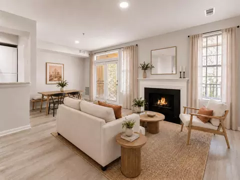 1318 Garden Wall Cir #213, Reston, VA 20194
