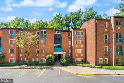 11835 Shire Ct #32C, Reston, VA 20191