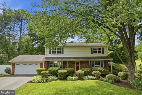 Exterior - 7216 Reservation Dr, Springfield, VA 22153 photo 2 of 6
