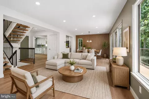 Living - 2121 Cabots Point Ln, Reston, VA 20191 photo 1 of 4