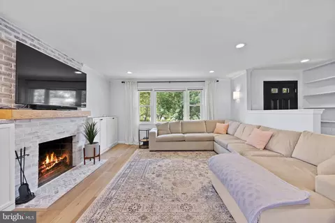 Other - 6705 New Hope Dr, Springfield, VA 22151 photo 6 of 24