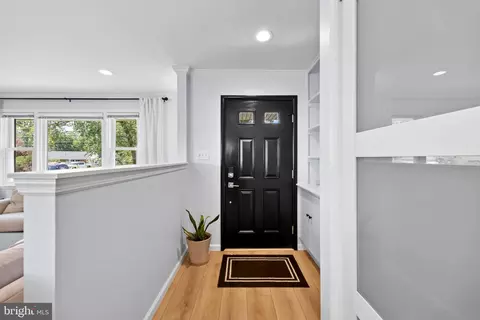 Entry Way - 6705 New Hope Dr, Springfield, VA 22151 photo 1 of 3