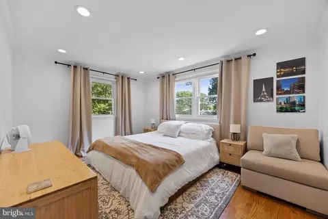 Bedroom - 6705 New Hope Dr, Springfield, VA 22151 photo 2 of 7