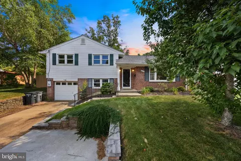 Exterior - 6705 New Hope Dr, Springfield, VA 22151 photo 2 of 16
