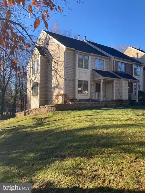 12632 Victoria Station Ct, Fairfax, VA 22033