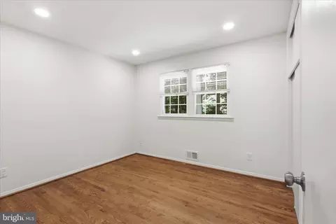 Bedroom - 5609 Sedgwick Ln, Springfield, VA 22151 photo 5 of 6