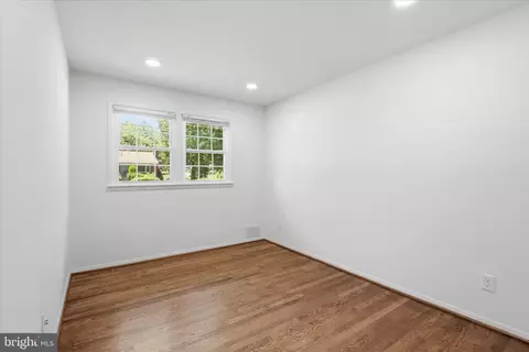 Bedroom - 5609 Sedgwick Ln, Springfield, VA 22151 photo 6 of 6