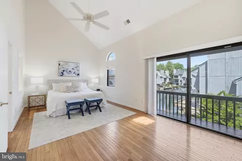 Bedroom - 11124 Glade Dr, Reston, VA 20191 photo 1 of 5