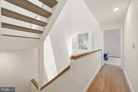 Entry Way - 11124 Glade Dr, Reston, VA 20191 photo 1 of 2