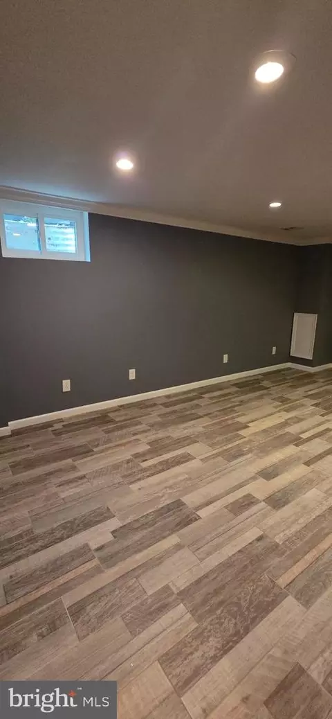 Other - 6022 Forrest Hollow Ln, Springfield, VA 22152 photo 17 of 20