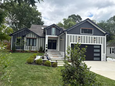 2933 Fairmont St, Falls Church, VA 22042