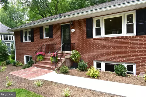 3214 Chichester Ln, Fairfax, VA 22031