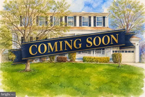 900 Barker Hill Rd, Herndon, VA 20170