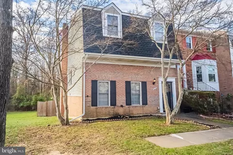 6039 Liberty Bell Ct, Burke, VA 22015