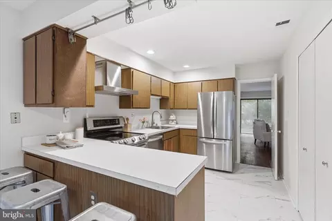 Kitchen - 2043 Wethersfield Ct, Reston, VA 20191 photo 1 of 3