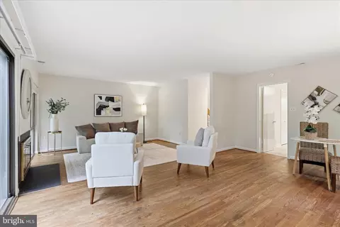 Living - 2043 Wethersfield Ct, Reston, VA 20191 photo 2 of 4